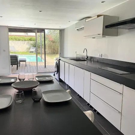Unique! Jacuzzi Prive 35°C + Cinema Villa Entiere Meyzieu Extérieur photo
