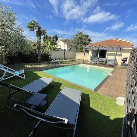 Unique! Jacuzzi Prive 35°C + Cinema Villa Entiere Meyzieu Extérieur photo