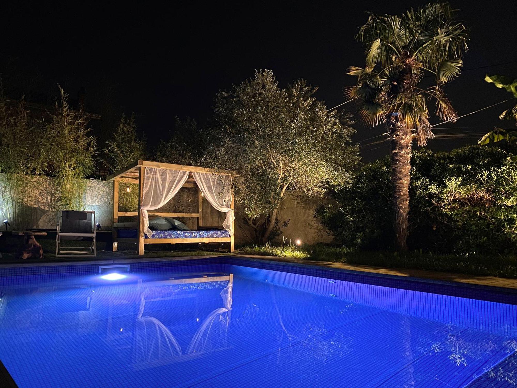 Unique! Jacuzzi Prive 35°c + Cinema Entiere Villa
