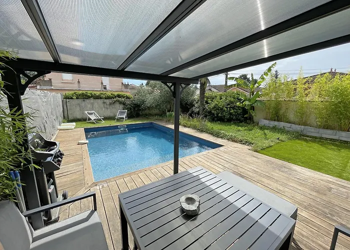 Unique! Jacuzzi Prive 35°C + Cinema Villa Entiere